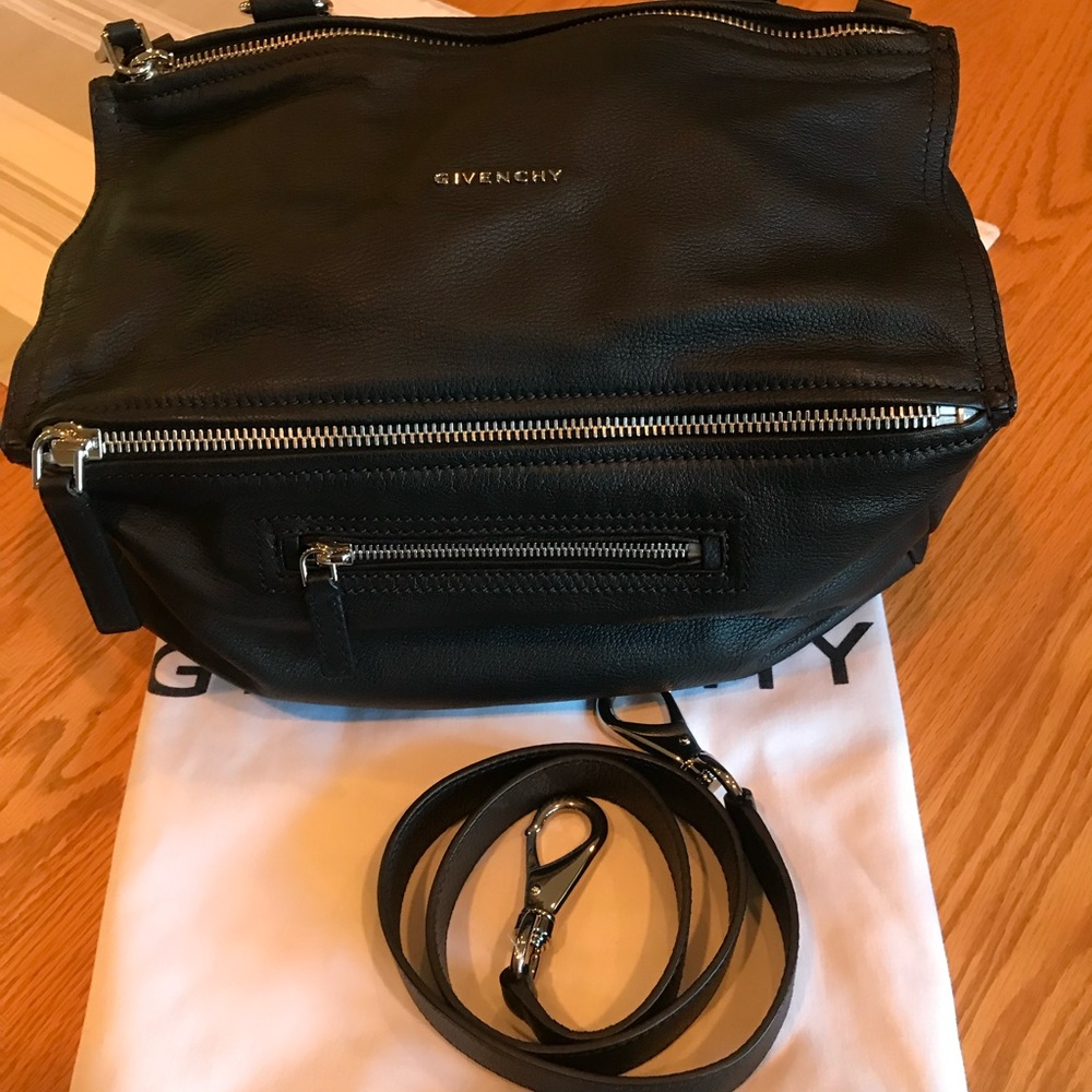 Givenchy Pandora black pebbled leather size medium - Picture 6 of 16